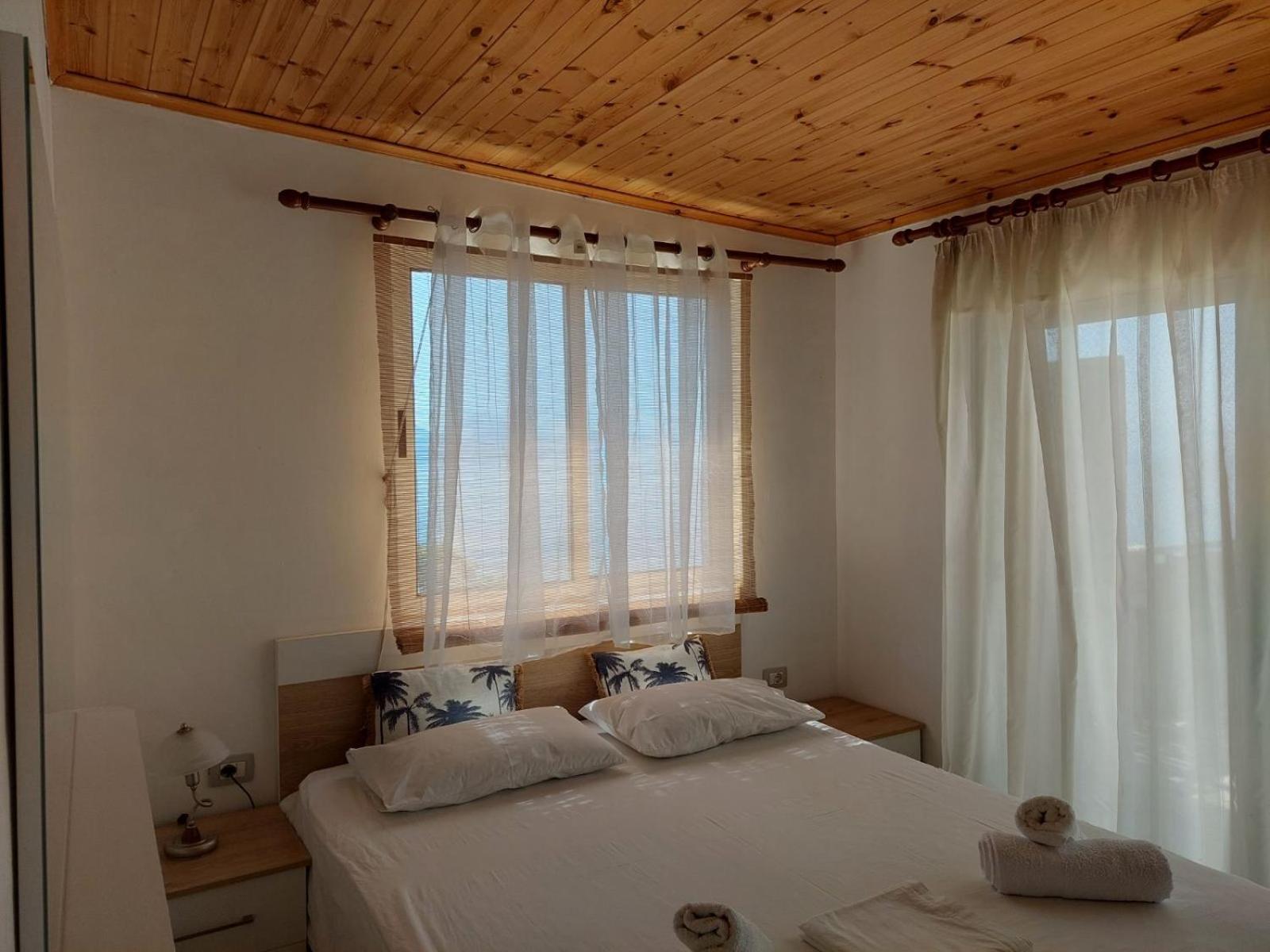 Antonio Rooms Qeparo Esterno foto