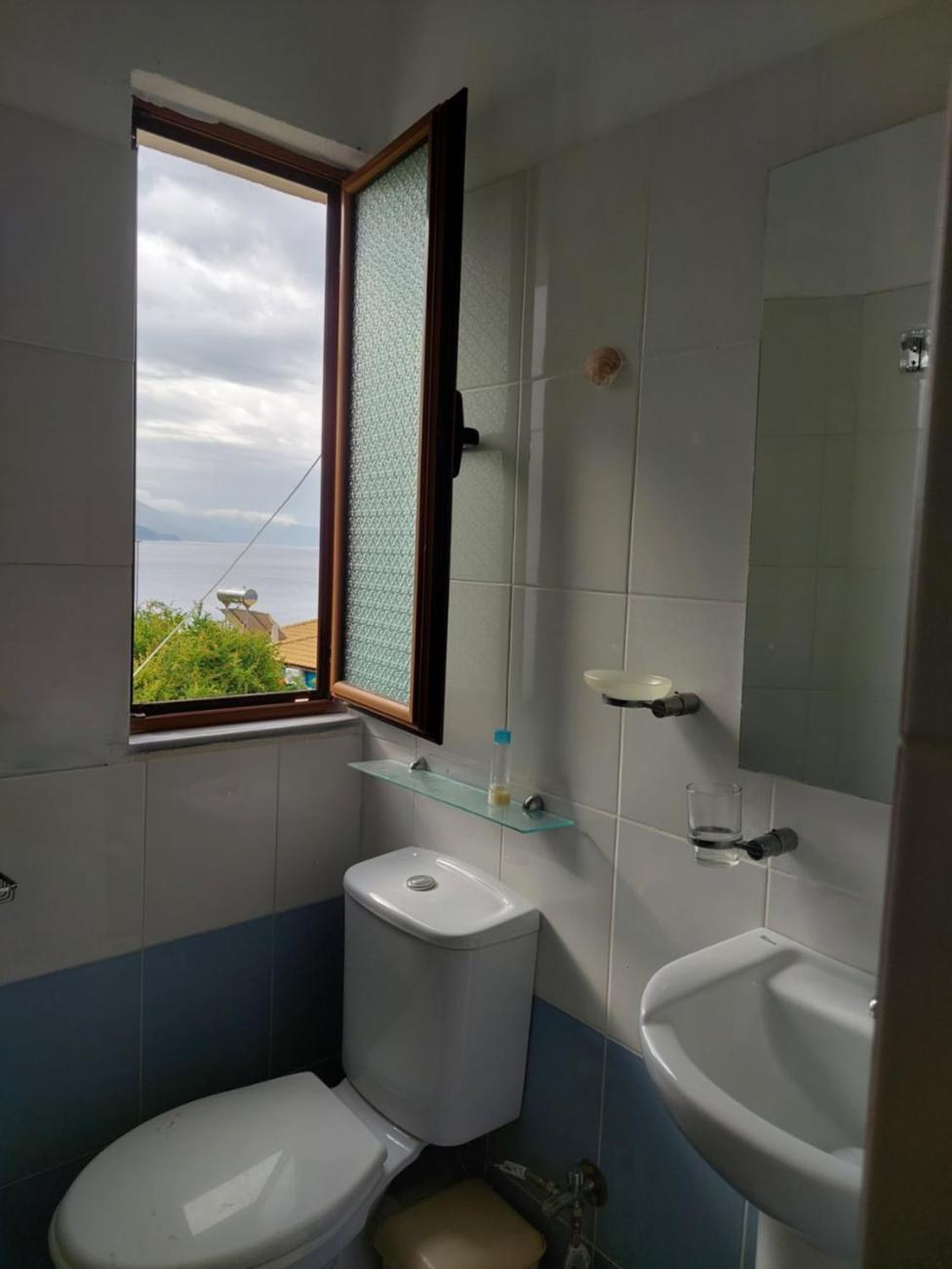 Antonio Rooms Qeparo Esterno foto